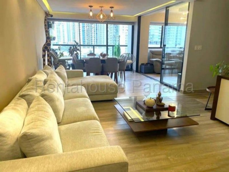 Apartamento en Venta en Bella Vista Bella Vista, Panamá