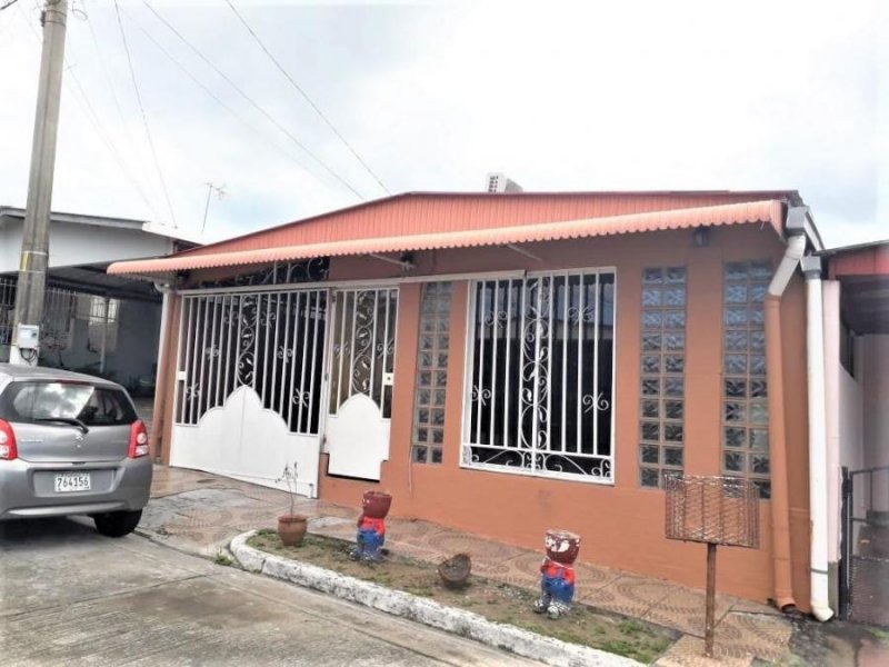 Casa en Venta en Villa Lucre José Domingo Espinar, Panamá