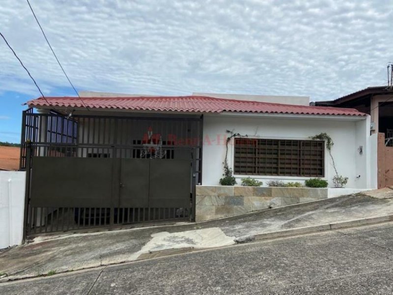 Casa en Venta en La Gloria Betania, Panamá