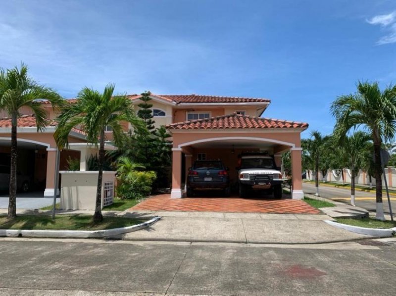 Foto Casa en Venta en PH Villa Valencia, Costa Sur, Panamá - U$D 325.000 - CAV50111 - BienesOnLine