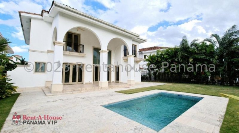 Casa en Venta en Santa María Juan Díaz, Panamá