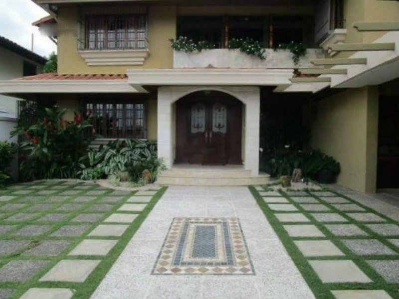 Foto Casa en Venta en La Alameda, La Alameda, Panamá - U$D 700.000 - CAV48943 - BienesOnLine