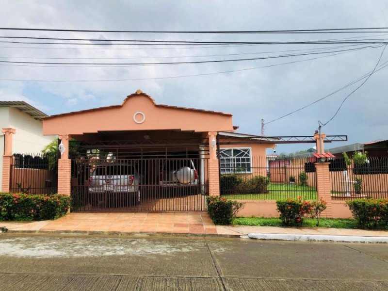 Foto Casa en Venta en Milla 8, Las Cumbres, Panamá - U$D 255.000 - CAV55807 - BienesOnLine