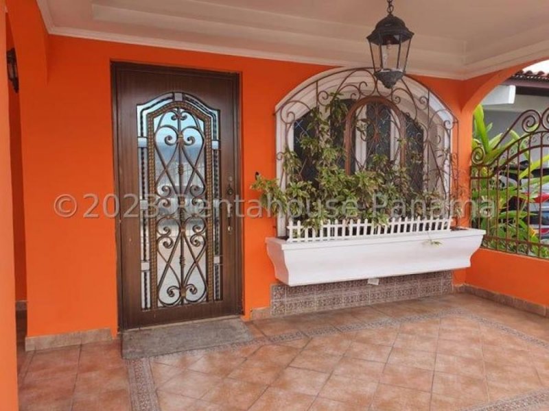 Foto Casa en Venta en Campo Limberg, Panamá - U$D 225.000 - CAV65882 - BienesOnLine