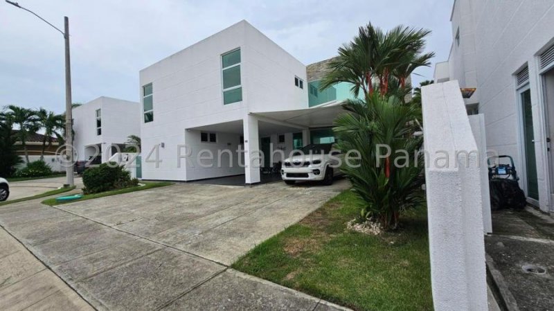 Foto Casa en Venta en Ciudad de Panamá, Panamá - U$D 480.000 - CAV76895 - BienesOnLine