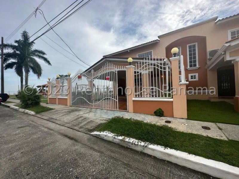 Casa en Venta en Villa Lucre José Domingo Espinar, Panamá