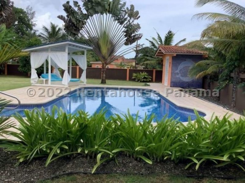 Foto Casa en Venta en Colón, Colón - U$D 425.000 - CAV71959 - BienesOnLine