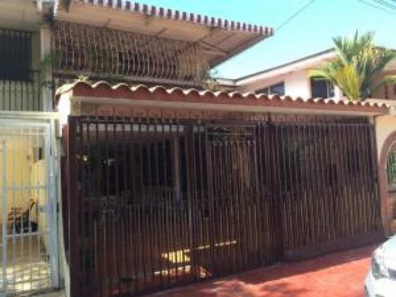 Foto Casa en Venta en Ciudad de Panamá, Panamá - U$D 350.000 - CAV17522 - BienesOnLine