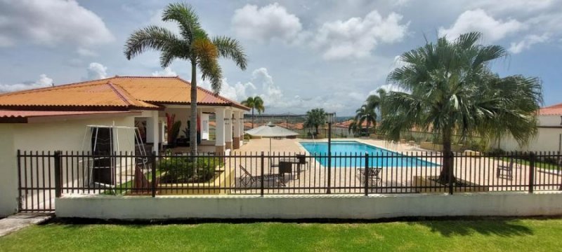 Venta de Casa en Montelimar 24-9316