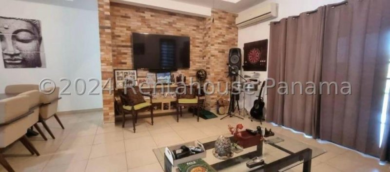 Foto Casa en Venta en Ciudad de Panamá, Panamá - U$D 360.000 - CAV70438 - BienesOnLine