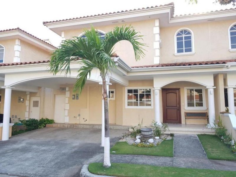 Foto Casa en Venta en PH Palmeras del Este, Costa del Este, Panamá - U$D 560.000 - CAV34832 - BienesOnLine