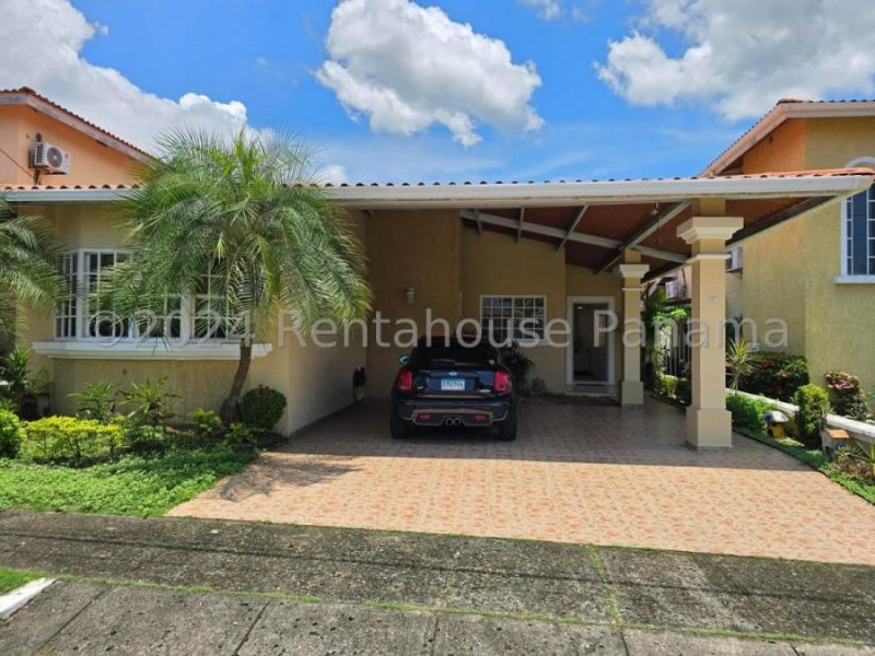 Casa en Venta en Brisas del Golf Rufina Alfaro, Panamá