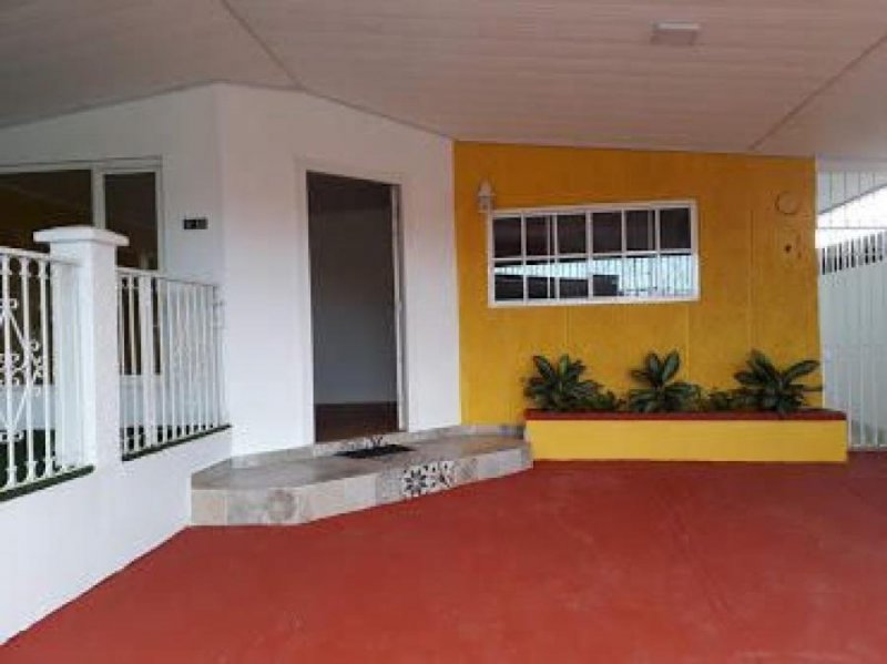 Foto Casa en Venta en PH Colinas del Golf, Brisas Del Golf, Panamá - U$D 175.000 - CAV34634 - BienesOnLine