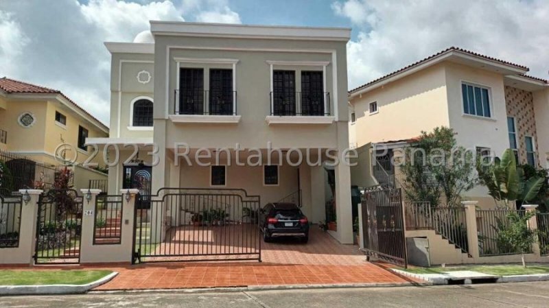 Foto Casa en Venta en Altos de Panamá, Amelia Denis De Icaza, Panamá - U$D 735.000 - CAV66092 - BienesOnLine