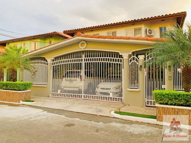 Foto Casa en Venta en Brisas del Golf, Rufina Alfaro, Panamá - U$D 240.000 - CAV40884 - BienesOnLine