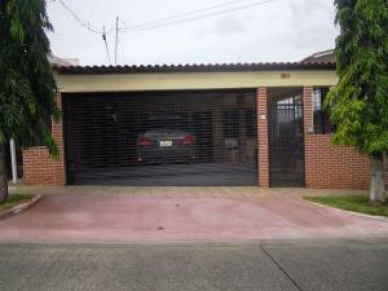 Foto Casa en Venta en Ciudad de Panamá, Panamá - U$D 390.000 - CAV17549 - BienesOnLine