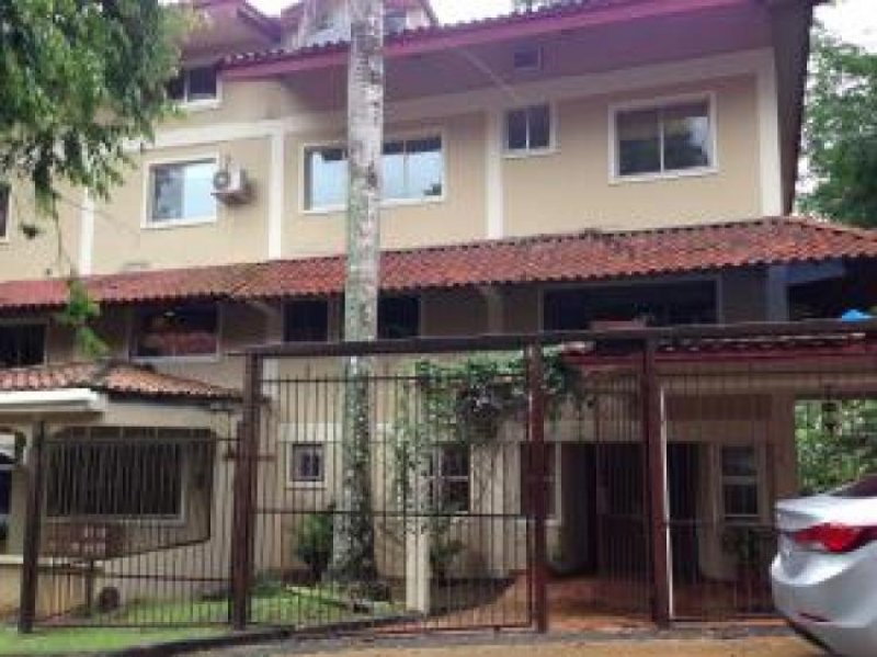 Foto Casa en Venta en Ciudad de Panamá, Panamá - U$D 585.000 - CAV17651 - BienesOnLine