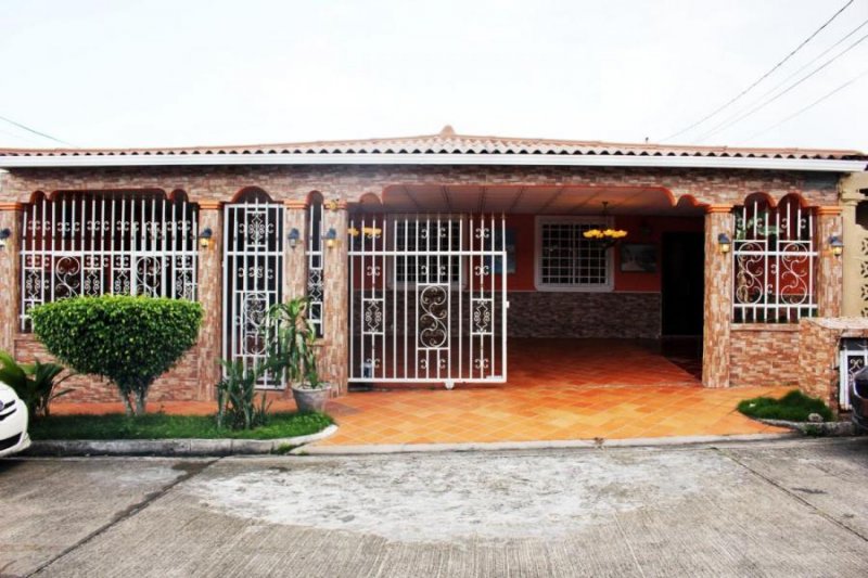 Foto Casa en Venta en Brisas Del Golf, Brisas Del Golf, Panamá - U$D 185.000 - CAV34757 - BienesOnLine