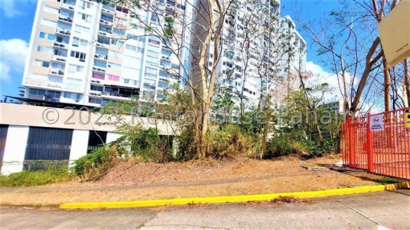 Venta de Terreno de 455 m2 en Urb. La Montaña, Vía Ricardo J. Alfaro 23-8299